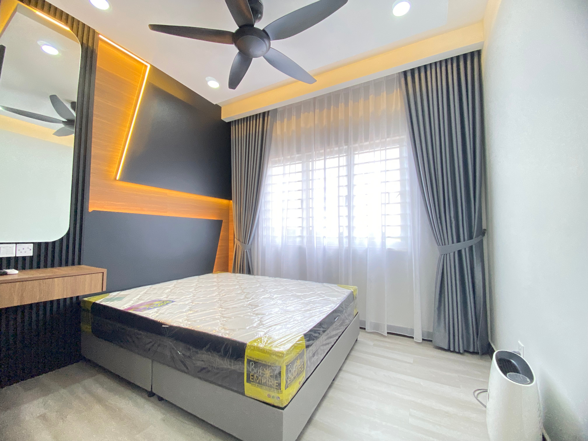 Cadangan Mengubahsuai Rumah Apartment bagi Kerja-Kerja Hiasan Dalaman, Pendawaian Elektrik, ‘Grille’, Lantai SPC, Partition Dapur dan Pengecatan — gambar 3